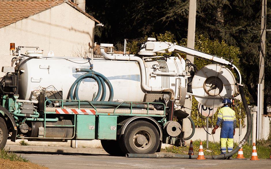 débouchage de canalisation Gouzangrez