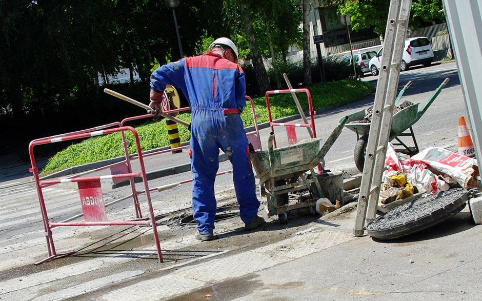 prix débouchage canalisation Gouzangrez